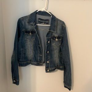 women’s cropped jean jacket!